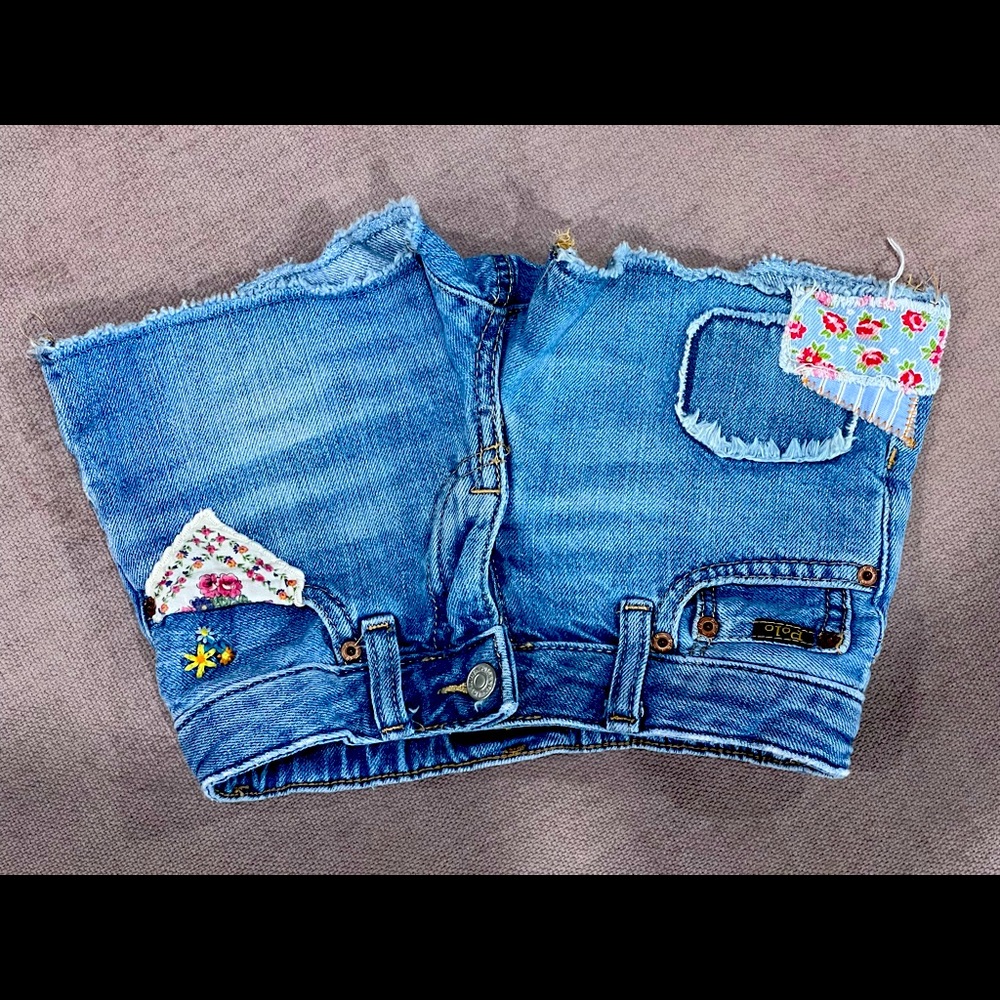 Polo Ralph Lauren Kids Denim Shorts - Girls Cute Distressed Denim with Fray.